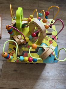 zany zoo box