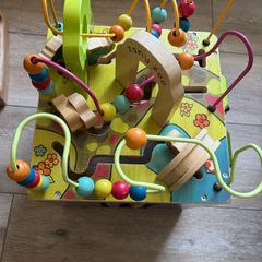 zany zoo box