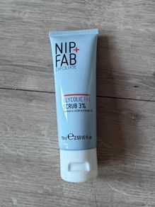 Nip + Fab Glycolic Fix Scrub