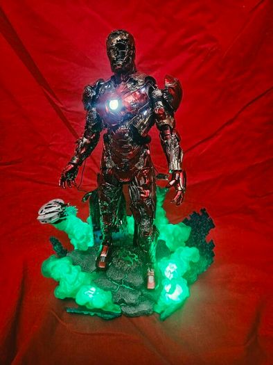 Hot toys iron man mysterio illusion