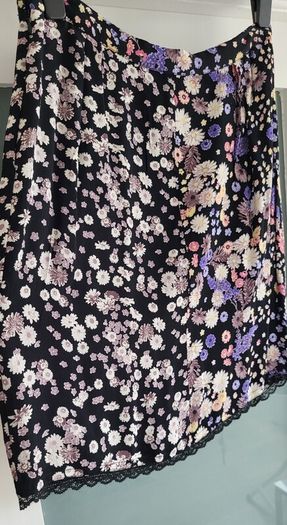 YUMI black floral print layered skirt Sz 12UK - Bnwt Rrp 34.99
