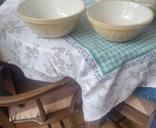 vintage mixing bowls