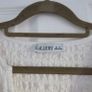 White blouse, size 8 Image 3
