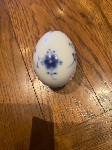 Reduced B&G Danish Porcelain egg number 691 collectors item