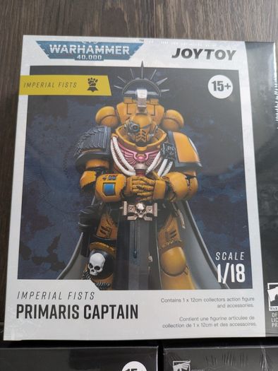 Warhammer 40k Joytoy 1/18 scale Space Marine Imperial Fists Action figures