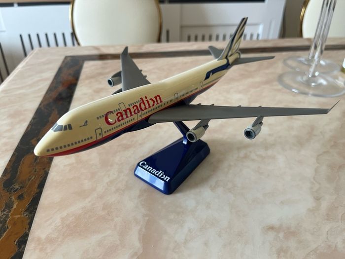 Wooster 1/200 Boeing 747-400 Canadian Airlines
