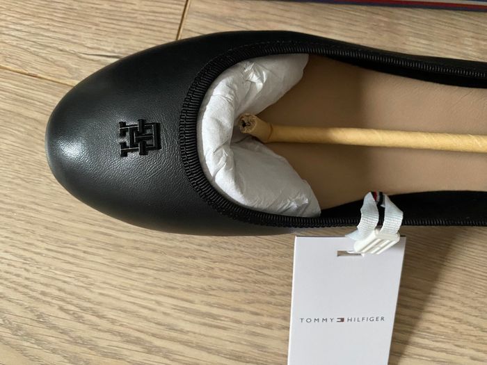 Leather TH ballerina