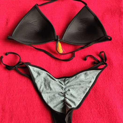 Grey Ruched bum Bikini, size M