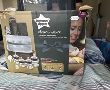 Tommee Tippee Feeding Set