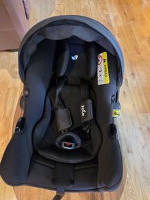 Joie i-Snug 2 + i-Base Encore Swivel Base - Excellent Condition
