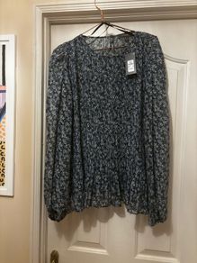 Floral top