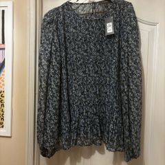 Floral top