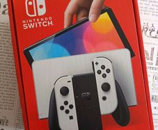 Brand New Nintendo Switch oled white