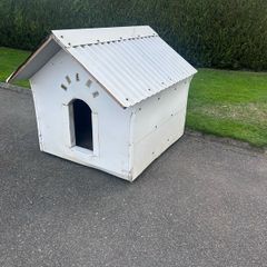 Dog kennel