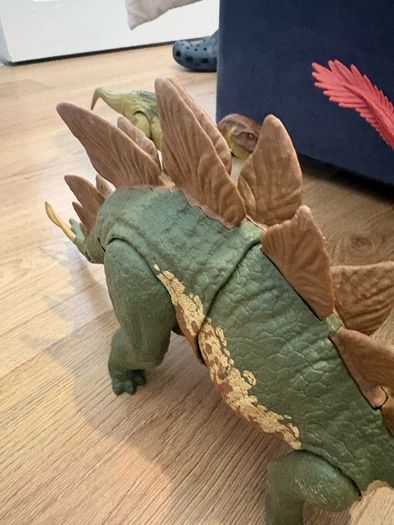 3 big dinosaurs