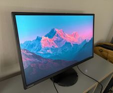 Lenovo C32q-20 31.5-inch QHD Monitor IPS 75hz Freesync