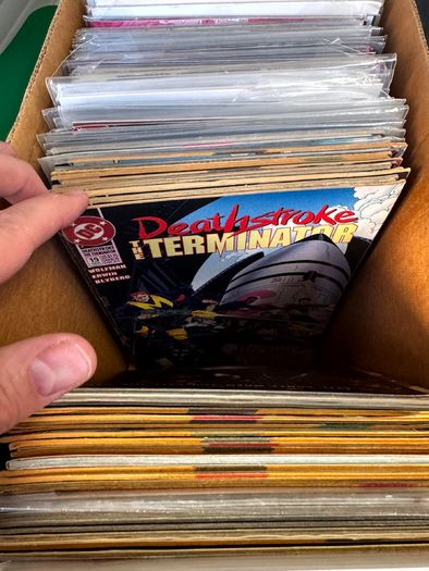 DC Long Comic Box w 250 comics for Sale