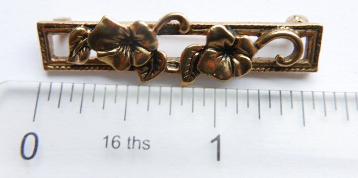Vintage AVON Floral Bar Brooch: Gold Tone Art Nouveau Style Brooch