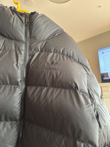 Adidas Commercial Puffer men's size small