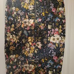 Oasis V&A skirt