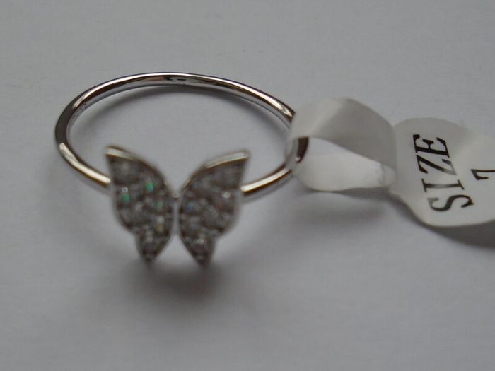 Ladies silver butterfly ring, Size 7/N , Stella Picciotto ring, New, Jewellery. Gift