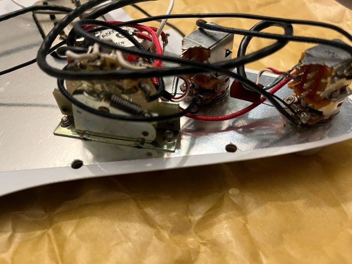 Seymour Duncan Full Shred humbucker pickups fender Stratocaster PICKGUARD SH-10 neck and SH TB 10 bridge set white accessories electric guitar parts