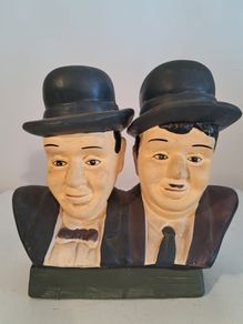 Bust of Laurel & Hardy