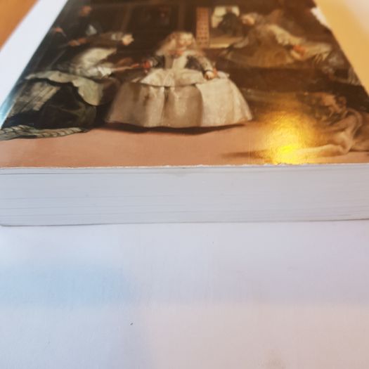 The  Official  Guide Of The Prado  ART GALLERY With  4oo Images In Full Colour.