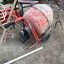Concrete mixer Image 2