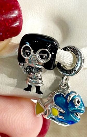 Pandora Disney Edna Charm from Incredibles-New