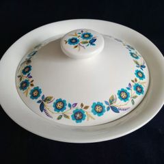 Staffordshire Potteries tureen, 1970s tableware, vintage serving