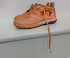 Astro turf (size 35 / UK 2.5)