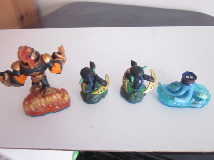 Four  Skylanders Swap Force   Figures