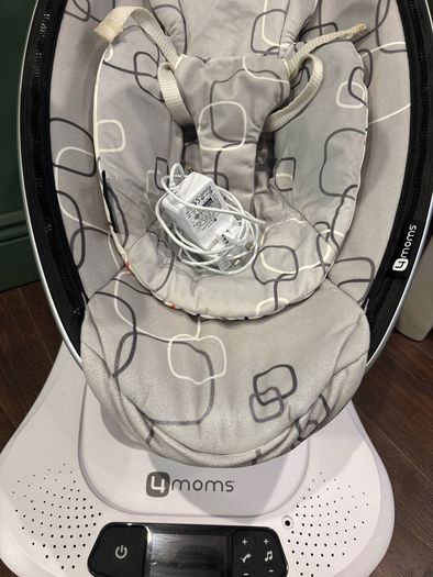 mamaroo swing