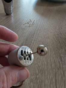 gear shifter keyring