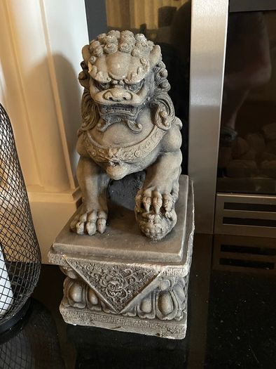 Foo Dogs