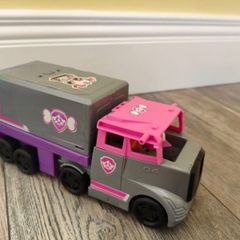 Paw Patrol Skye Deluxe Truck