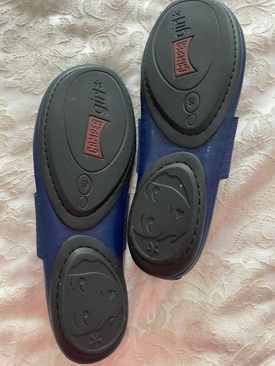 Camper Right Soft Leather Ballet Flats / Mary Jane Shoes - Size 40 - Like New