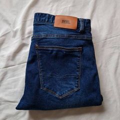 diesel stretch denim Size 30/34 zip fly navy in like new condition