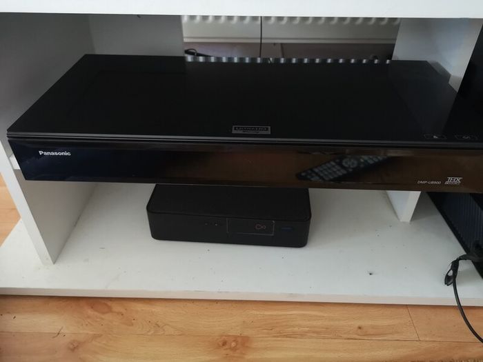 Panasonic UB900 4K player