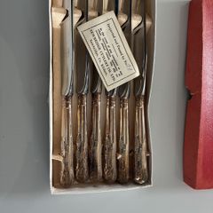 Vintage Newbridge Silverwear 6 piece knife set (Kings Pattern)