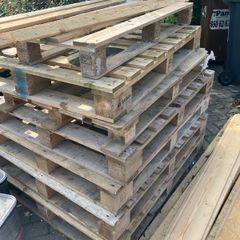 Free wooden crates
