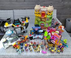 Imaginext Bundle Batman, Dinosaur and more
