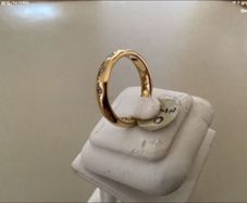 New 18ct Gold Cartier Style Diamond Ring
