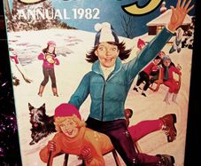 Jinty Christmas Annual 1982.