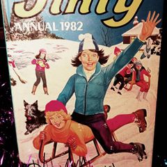 Jinty Christmas Annual 1982.