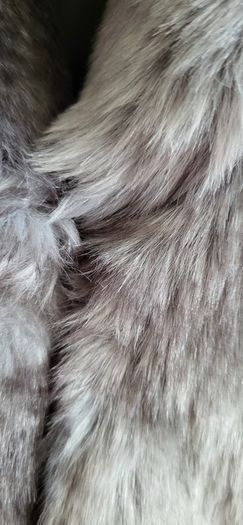 CALVIN KLEIN grey and black faux fur jacket - Sz M (Fit 10-14UK) - Bnwt Rrp 295 USD
