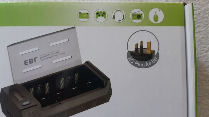EBL Upgraded LCD Universal Battery Charger and Discharger with 2 USB Ports for AA AAA C D 9V Ni-MH Ni-CD Rechargeable Batteries