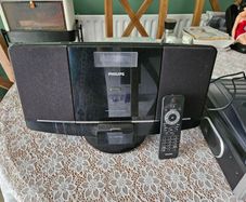 Phillips CD/Mp3 player/FM radio
