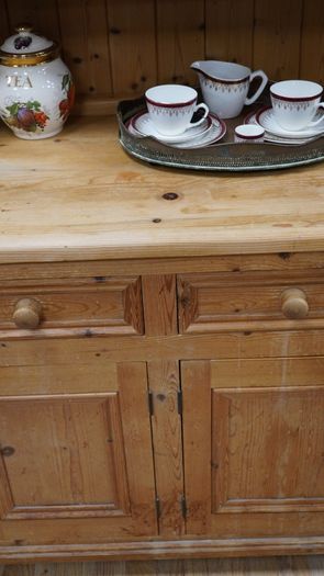 Large Bespoke Solid Pine Kitchen Dresser